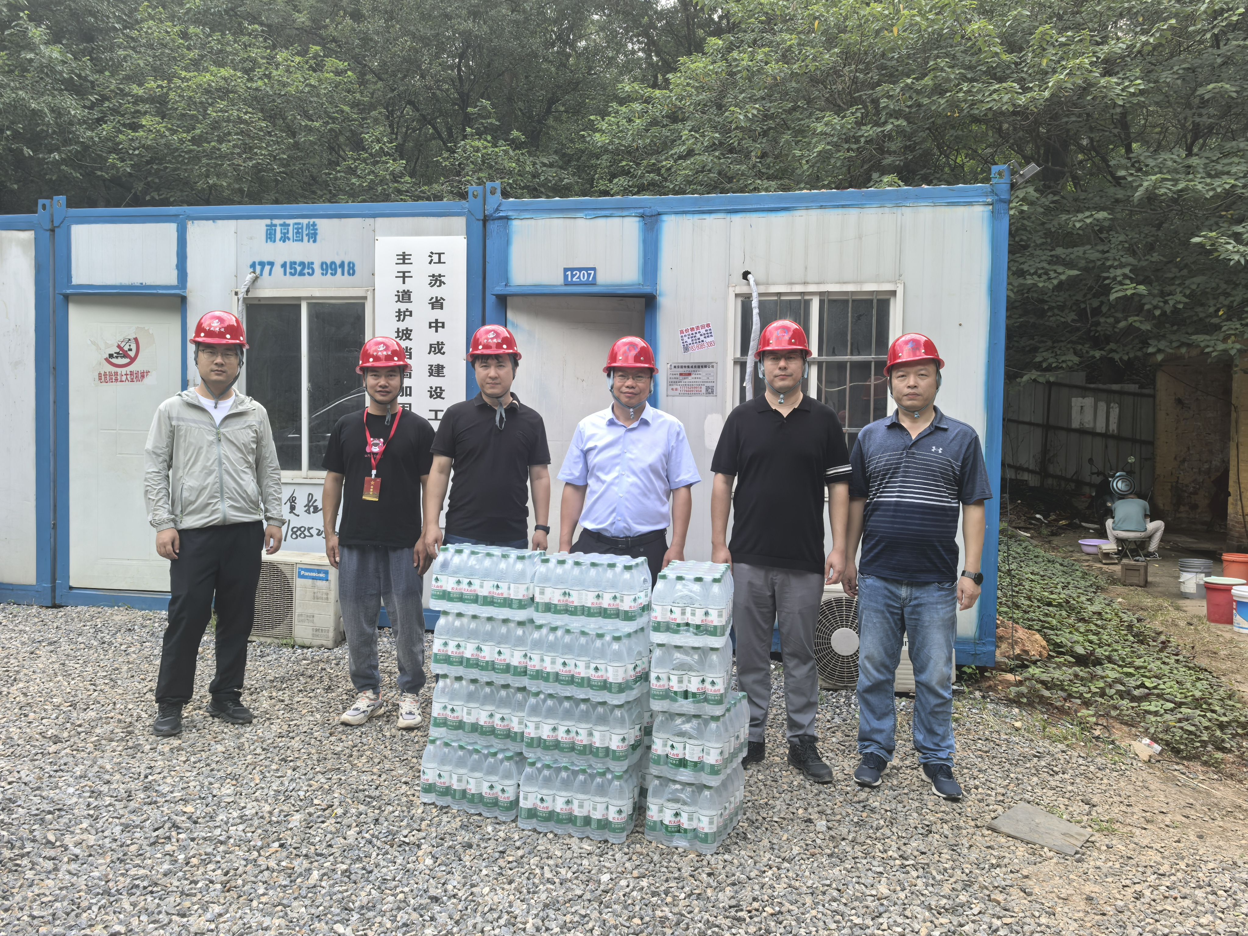 隧道公司开展安全生产检查和夏季高温慰问工作